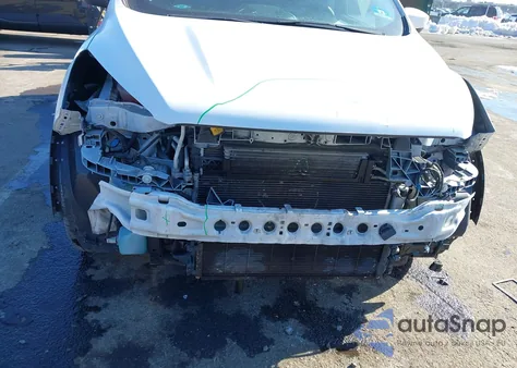 2018 Ford Escape Se z USA, uszkodzony, nr VIN 1FMCU9GDXJUA46701